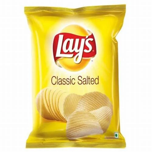 Lay's Classic Salted Potato Chips – 67g